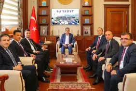 Vali Eldivan Bayburt’un Yeni Banka Müdürlerini Ağırladı! İşte O Ziyaretin Detayları