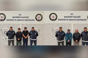 Bayburt’ta Göçmen Kaçakçılığı Operasyonu, 2 Kişi Cezaevine Gönderildi