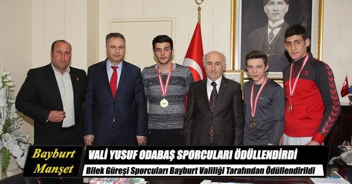 Bilek Güreşi Sporcuları Vali Odabaş Tarafından Ödüllendirildi