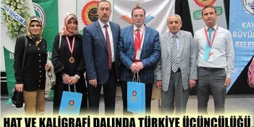 Hat ve Kaligrafi Dalında Türkiye Üçüncülüğü