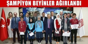 Şampiyon Beyinler Ağırlandı